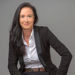 Petra Ahrens