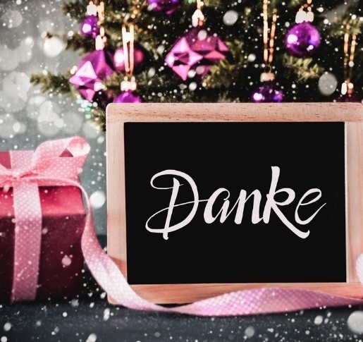 Das V-CHECK Team sagt frohe Weihnachten