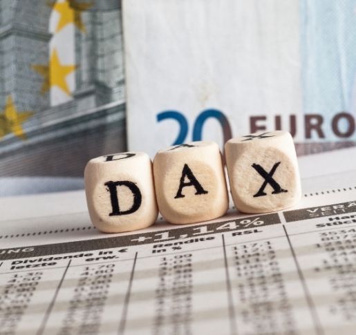 Wo steht der DAX Ende 2021?  Prognosen sind Unsinn – langfristiges Investieren gewinnt!