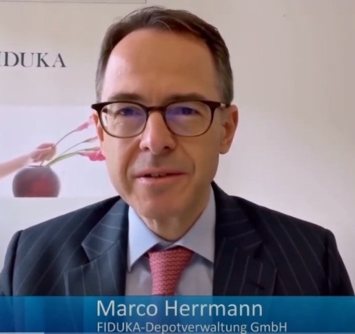 DAX, Stoxx, Dow Jones & Co. in 2021: Börsen weit entfernt von Euphorie – Aktien weiter alternativlos