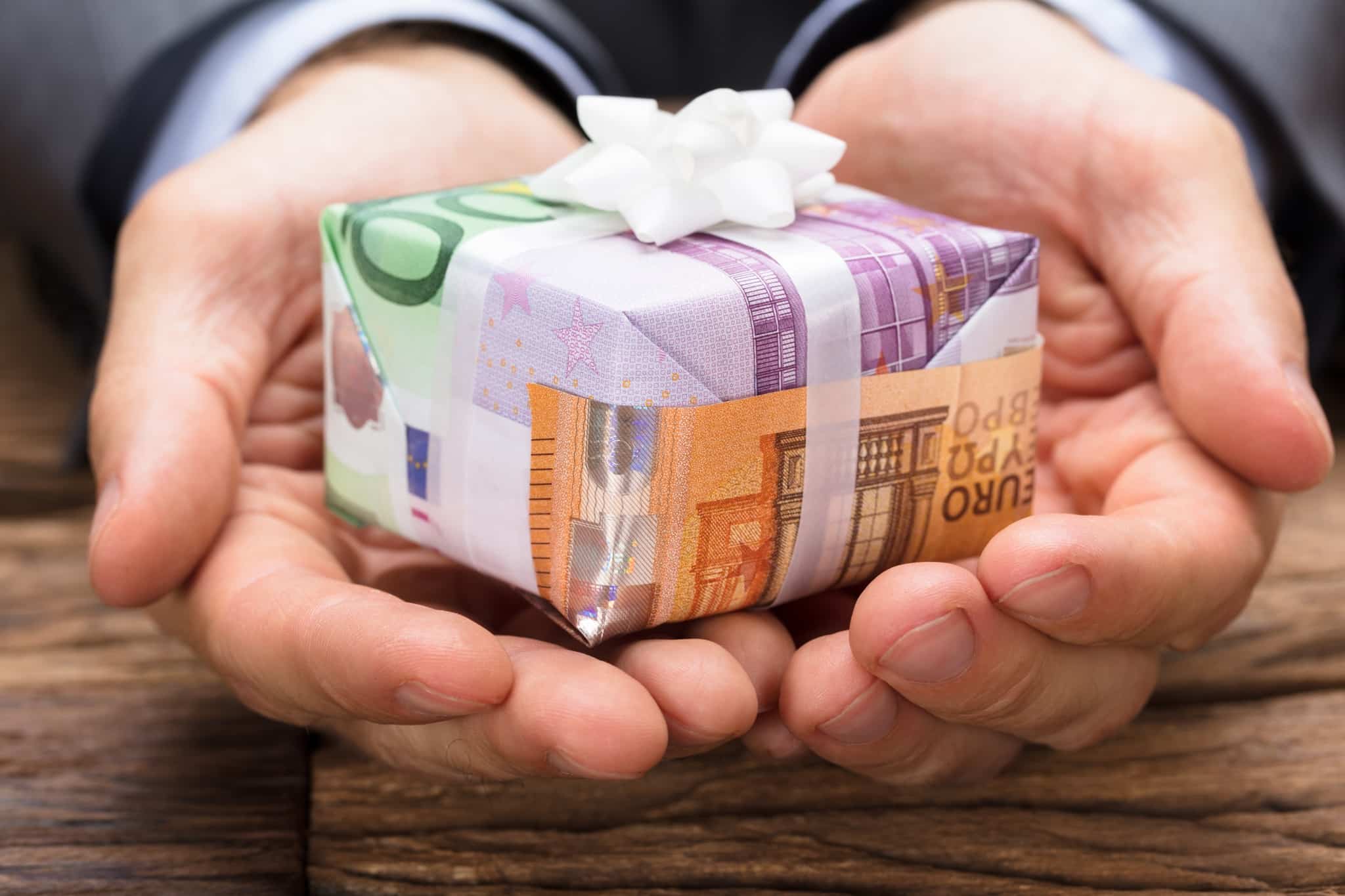 Erben & Schenken: 10 Tipps für eine kluge Vermögensübergabe